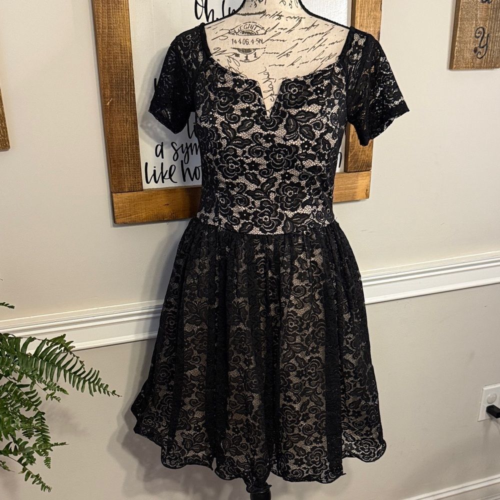 Chi Chi London Black Lace Ruffled Mini Dress